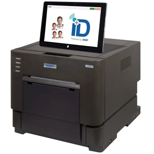 Kiosk photo identité DNP thermique ID+ : imprimante ID600 & tablette  tactile avec appareil photo intégré